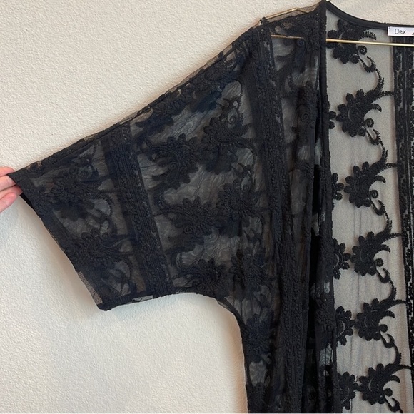 Dex Sheer Fringe Lace Kimono Size Large - Picture 5 of 8
